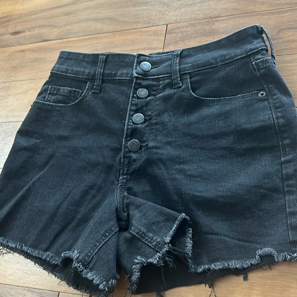 Old Navy High Waisted Secret Slim Pockets Size 2 3”! NWOT! - Picture 1 of 3
